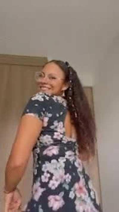 Loveee this dress 18y