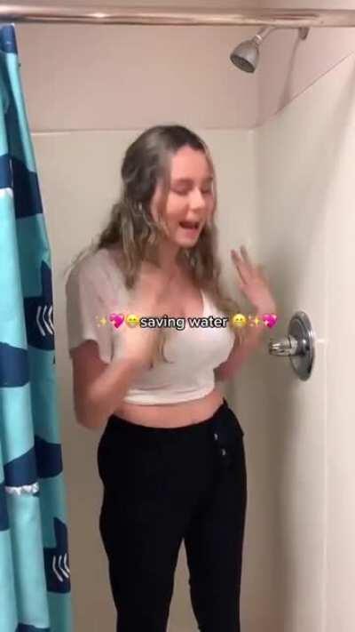 Wet T-shirt