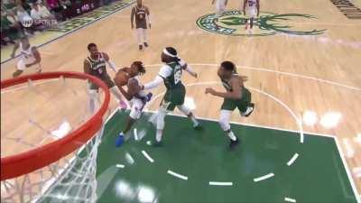 [Highlight] Giannis protecting the rim (with replay)