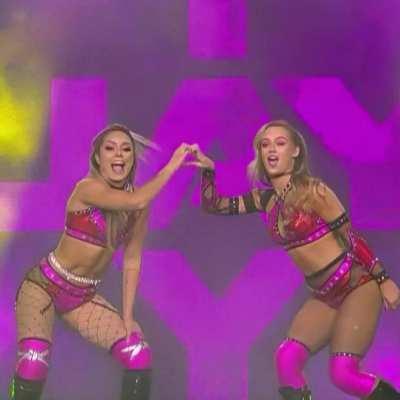 Tay Conti & Anna Jay