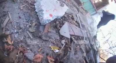 UA PoV, Courtyard firefight turns into hand to hand knife combat