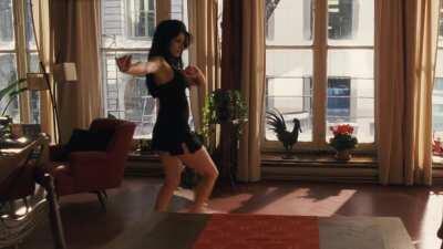 Penélope Cruz sexy dance in Noel