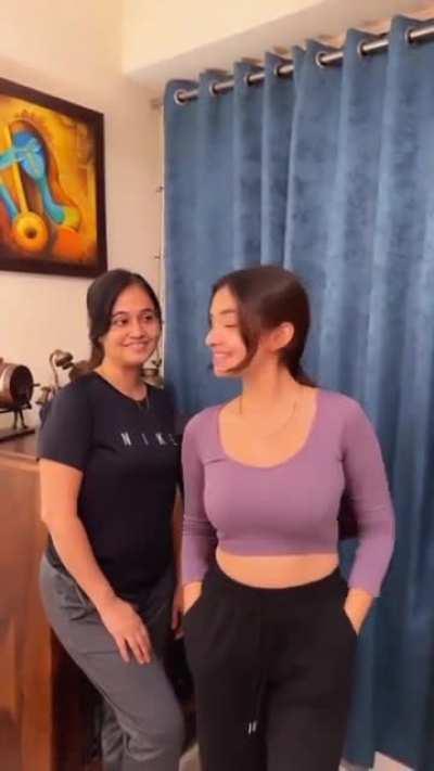 Who u gonna fuck first anushka sen or her busty mother ??