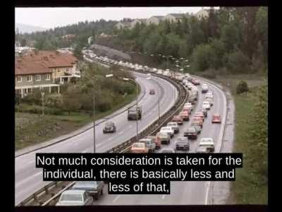 The idea that the elderly can't ride transit isn't universal. In Oslo, 1973, it even sounded like the general idea was the opposite.