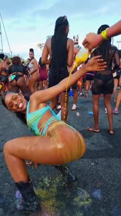 The paint is looking great on that bamse 🔥 (🎥: nigelsocrazy_)