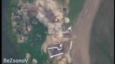 Ru pov: Lancet drone dives towards a UA position