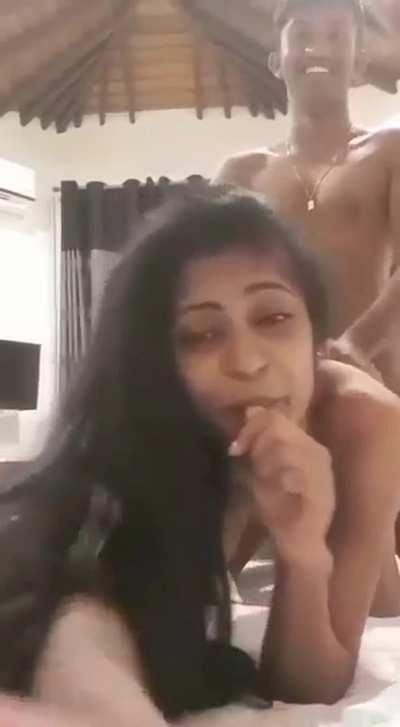 Famous SL couple hot fucking session as Birthday Celebration full collection[10Vids/8Pics/8+Mins][full video link👇]