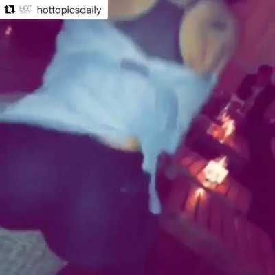 That look back.. gawd damnnnnn