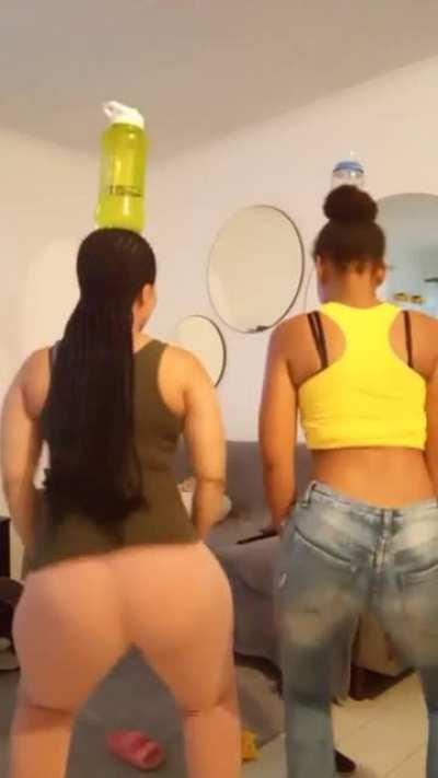 AFRICAN BIG BOOTY MOVES