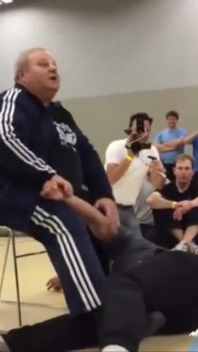 Pot Roast Hustle 🍔💨