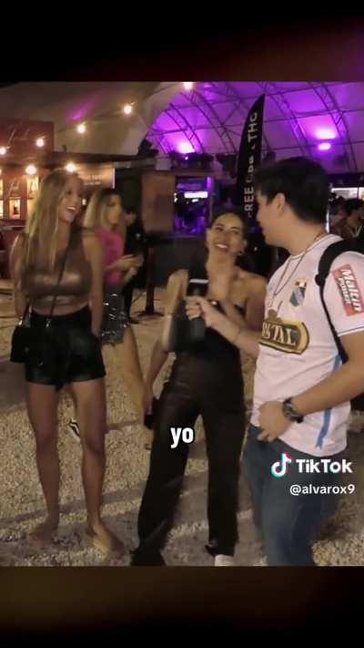 Hot Chicks Prefer Big Dick