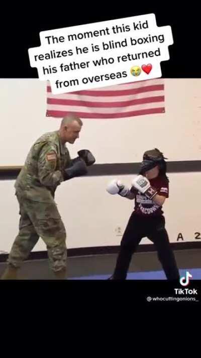 Kid realizes he’s blind boxing his father from overseas ❤️