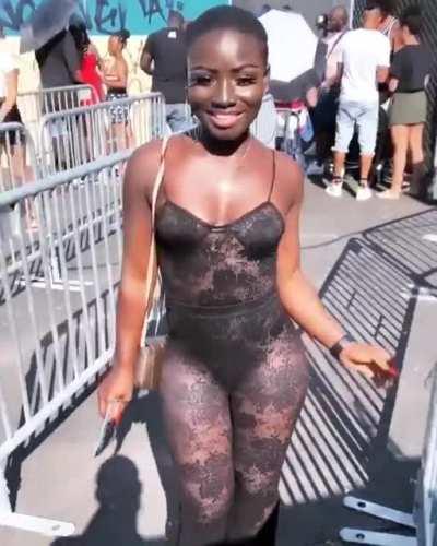 West African Women >>>>