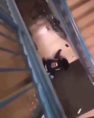 Let's slide down the rail for the gram, WCGW?