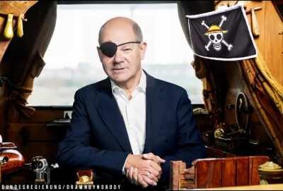 Dehr Wimnd traipt dihc hinnaus uaf's Mer