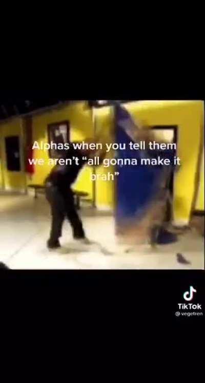 Derek this yo fandom 😂