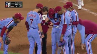 [Highlight] [Highlight] Bryce Harper hurts his arm during a collision at first with Matt Olson.