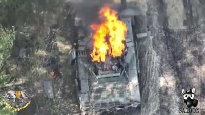 This is the best grenade throw I have seen for the moment