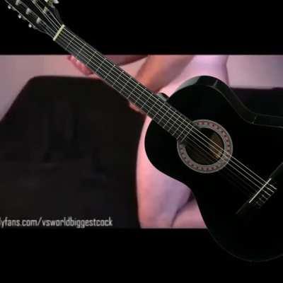 Same thug different Guitar