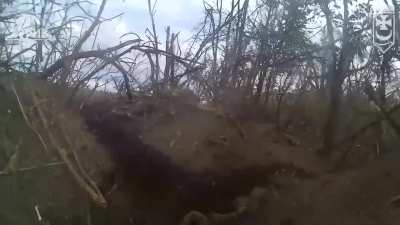 (higher quality version) Ukrainian soldier rushes and eliminates two Russians at extremely close range during the defense of a trench position. Near the village of Stelmakhivka, Luhansk Oblast. May 2024 [enemy visible][uncensored]