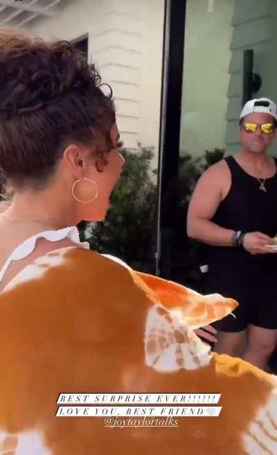 Joy surprising her friend via IG