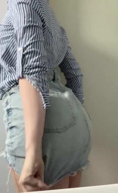 I hope you weren’t expecting this from a 2001 girl.