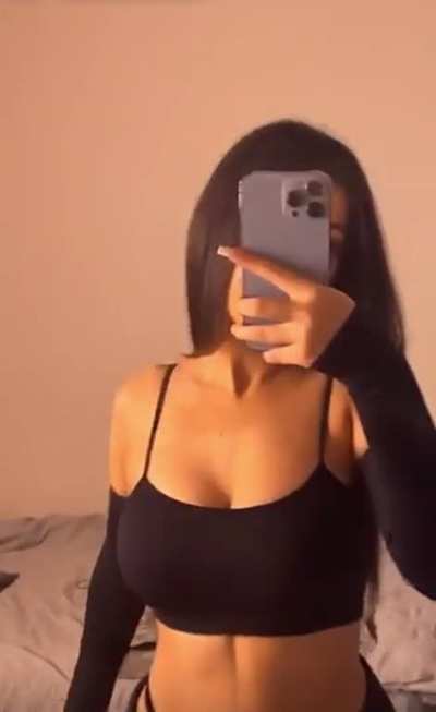 Lets make this sub active, post vids you got of her