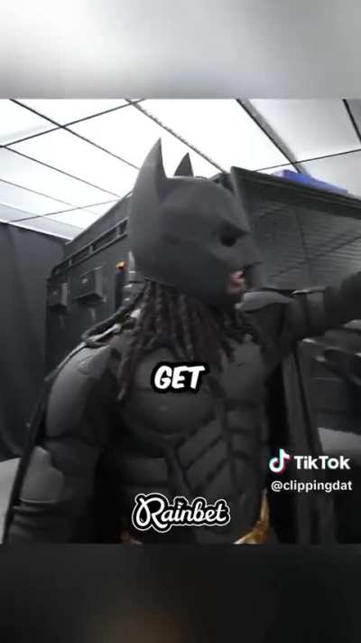 Kai Cenat is the son of Batman