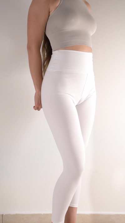 White leggings y/n