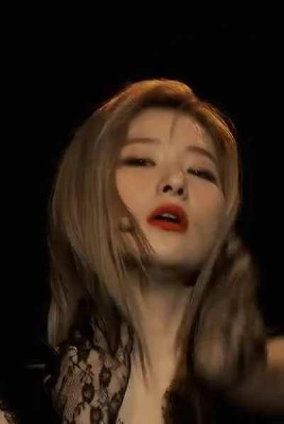 Oof Seulgi 🧨