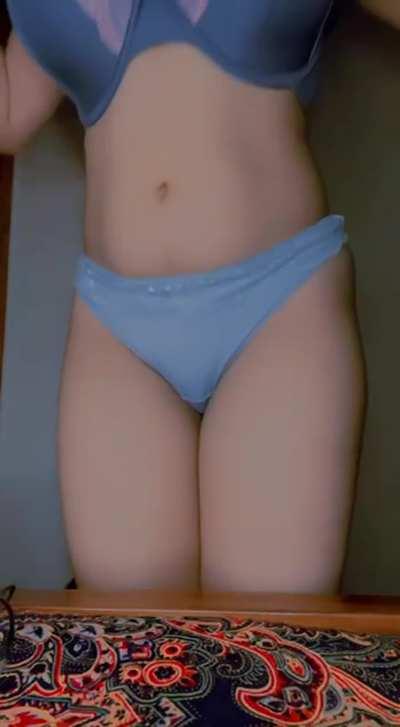 My thick ass needs spanking 🥵