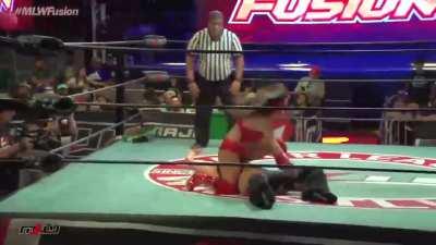 Taya attacked in the corner by Lady Flammer