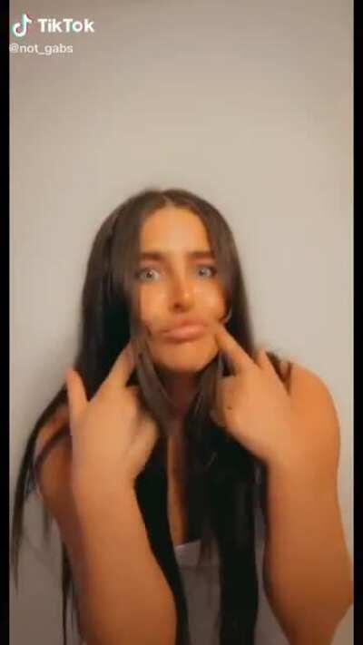 DAMN , she killed it, again