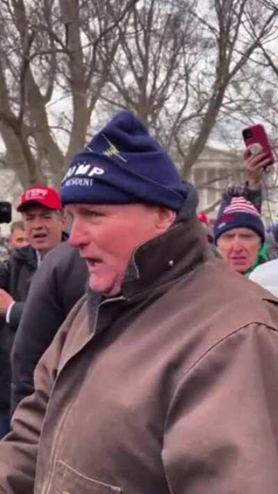 Trump Supporter Recounts What He Saw At The Capitol Describing ANTIFA... “A Minute Later It’s On CNN...A Bunch Of People With Black Jackets on and a couple of kids on bikes saying ‘Come On Get In Here! Get in here!...These guys were sketchy and they were 