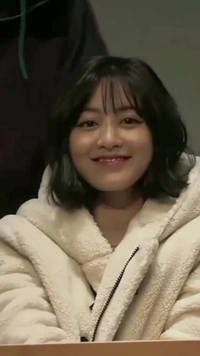 Jihyo so cute