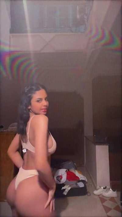 Just trying to get pool party ready 🎉