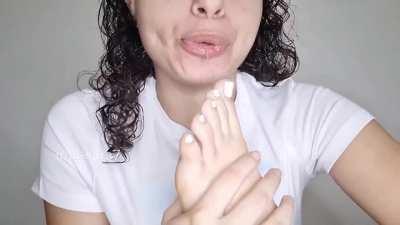 Do you want to join me? They taste very good 🤭