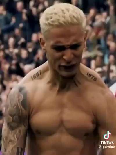 Mudryk missed, Antony didn’t