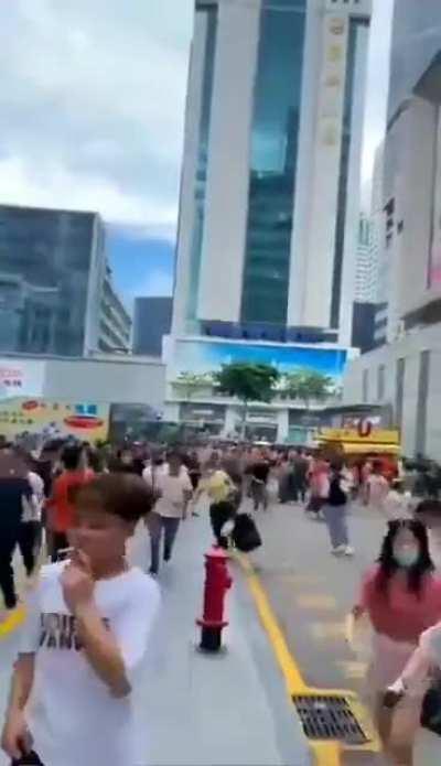 73 story building in China suddenly tilts