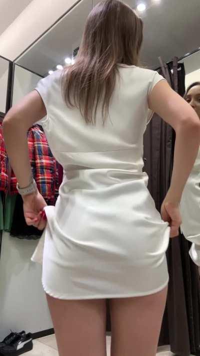 An ass like this deserves multiple loads ;)