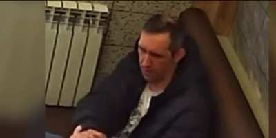 Drunk guy shoots waitress with an air gun in Nizhnekamsk