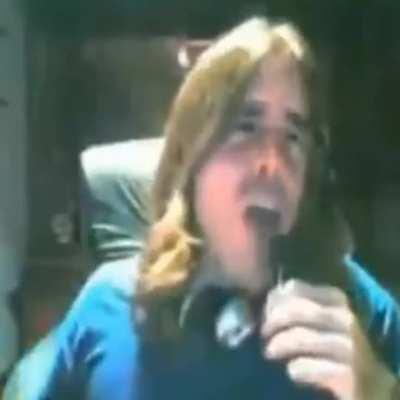 واتشيواتشيواMomento