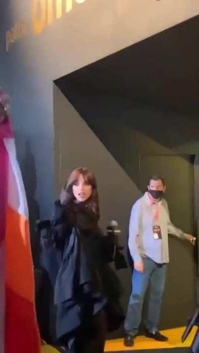 Jenna acknowledges a fan