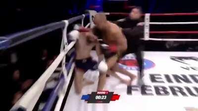 He zigged when he should have zagged. From Engin Kutuk (left) v. Ismael Benali (Right) fight.