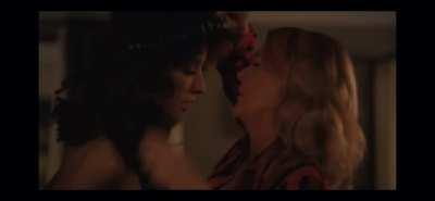 Jennifer Beals and Laurel Holloman in ‘The L Word: Gen. Q’ S3E2