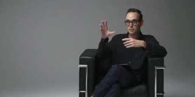 I love how Keanu okay with sex scenes without hesitation lol. (Johnny and Alt still best sex scene for me)