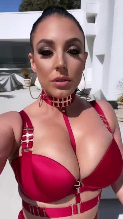 Walking on the rooftop, baby!