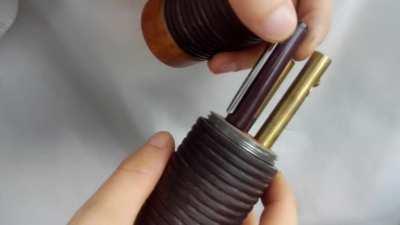 The Pen case I truned (with threads)