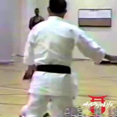 Defending against a sword with chi