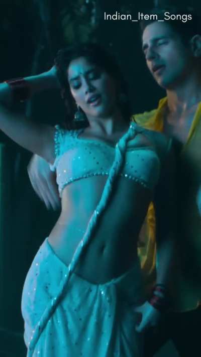 Janhvi Kapoor hot 4K vertical edit